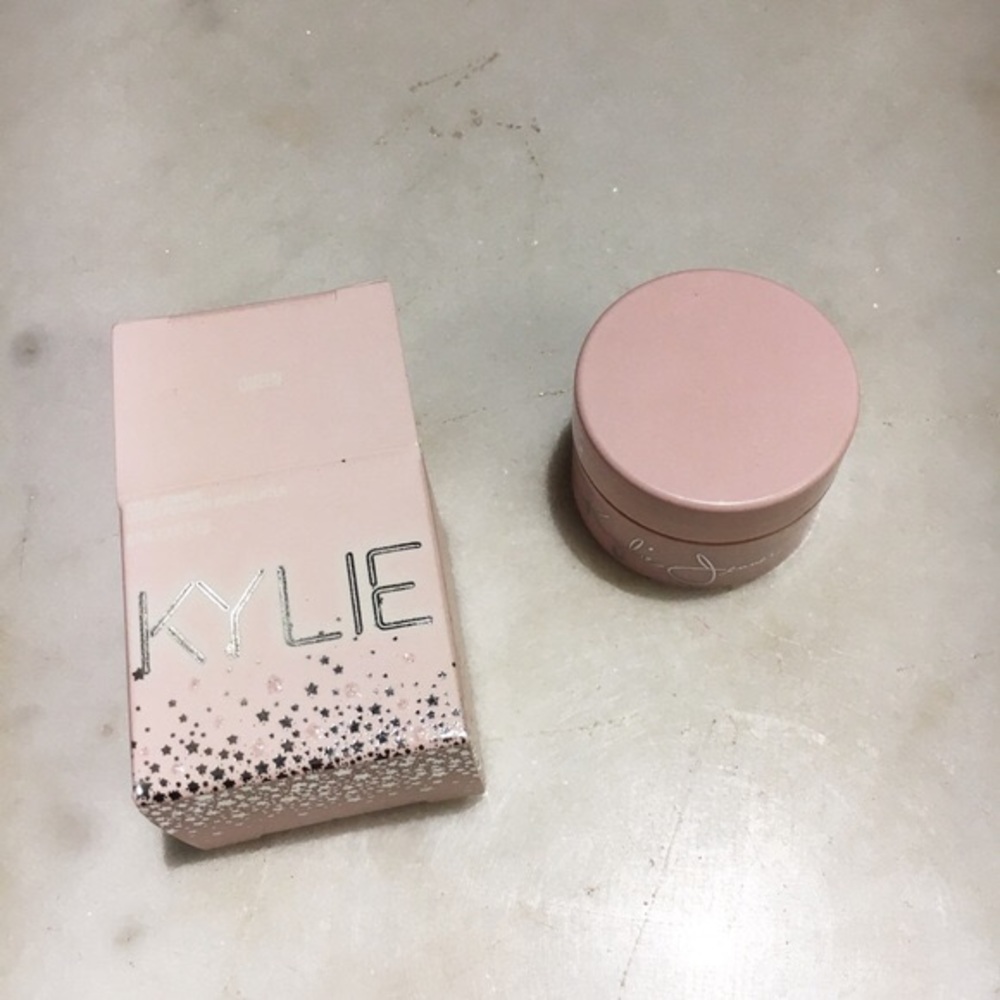 Kylie Cosmetics Queen Loose Highlighter